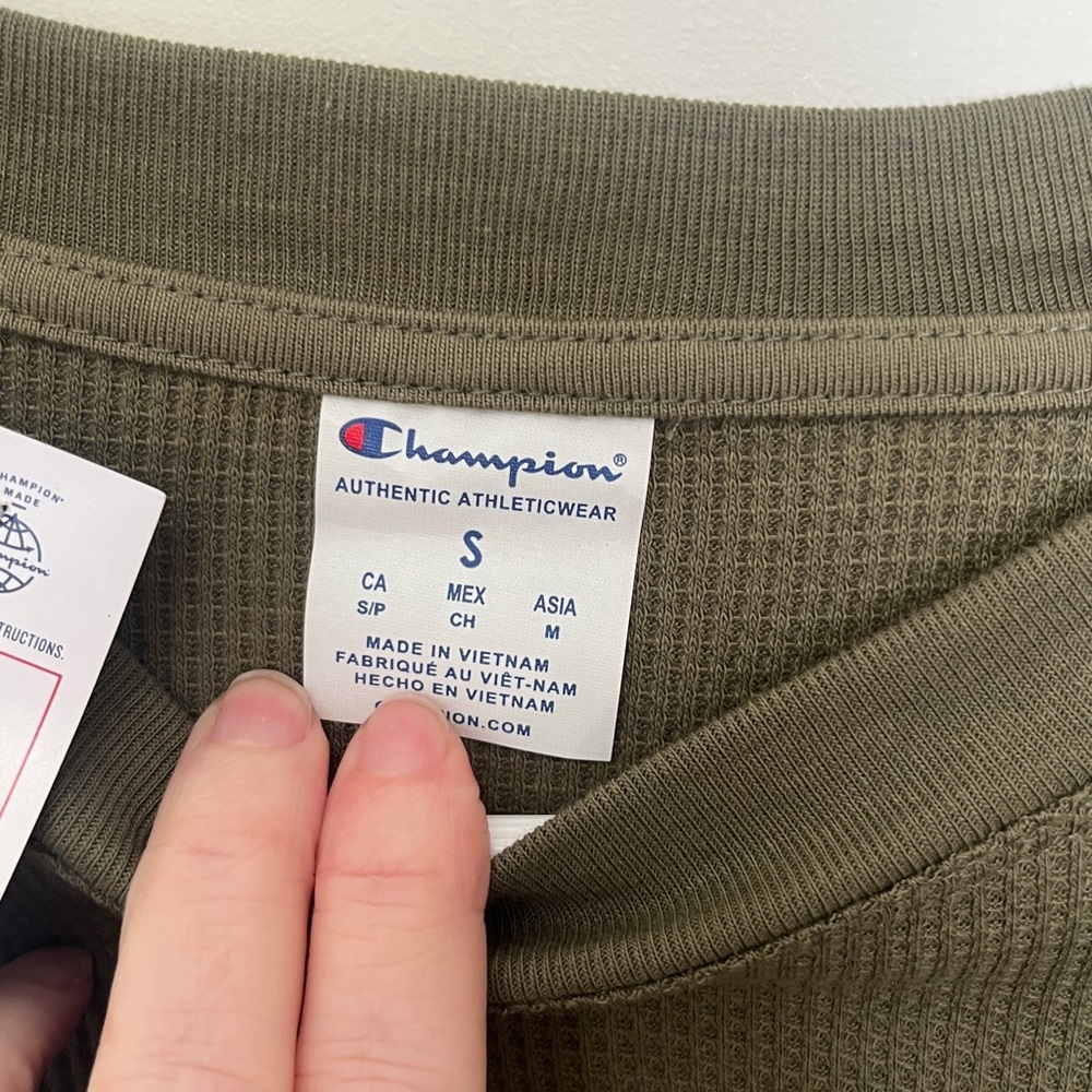 NWT Champion Olive Green Long-Sleeve Graphic Thermal Shirt - Picture 4 of 4